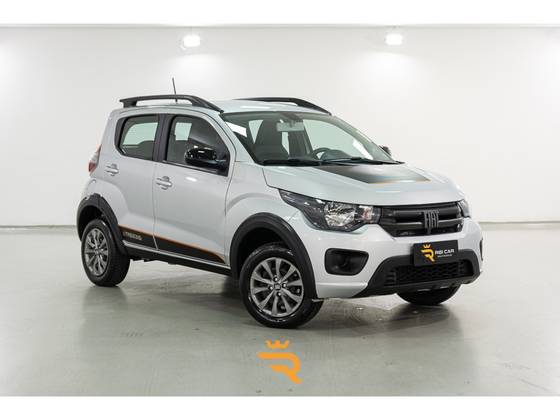 FIAT MOBI 1.0 EVO FLEX TREKKING MANUAL FIAT MOBI 1.0 EVO FLEX TREKKING MANUAL